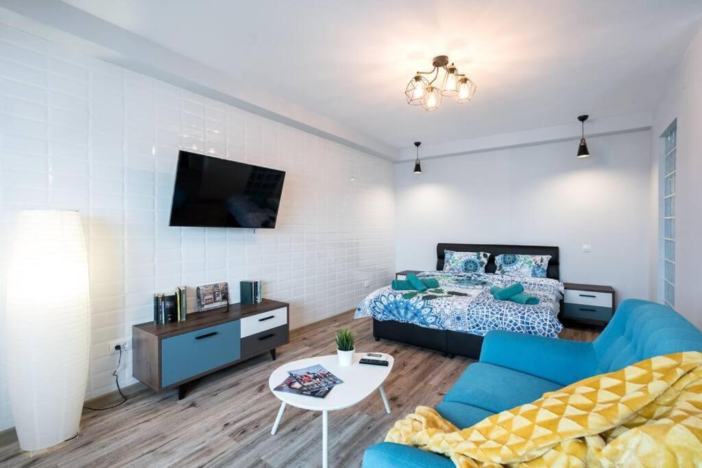 New Era Studio Near Old Town Bukares Bagian luar foto